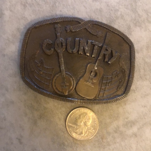 ‘Country’ belt buckle? Brass? - Picture 3 of 4